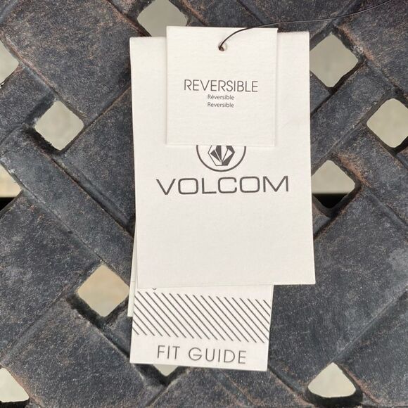 VOLCOM PRIDE RED/WHITE/BLUE REVERSIBLE V NECK BIKINI TOP SIZE SMALL NWT - Picture 8 of 14